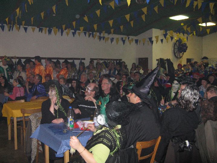 dritte kleine Sitzung der Sonnenfunken…