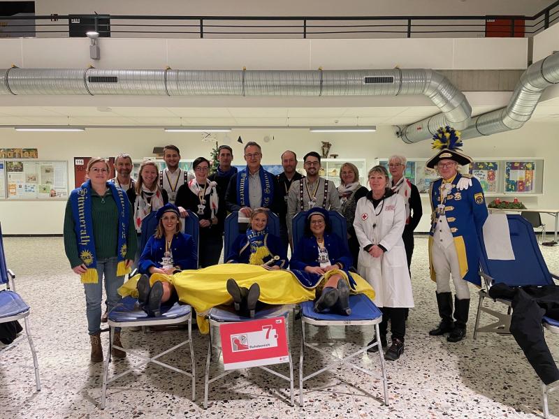 Unsere Tollitäten beim Blutspenden